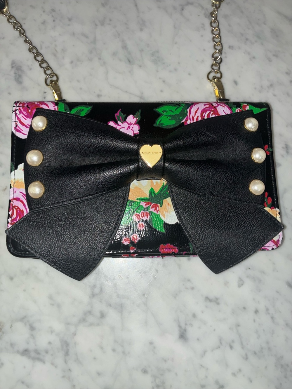 Betsey Johnson Black Pink Floral Rose Crossbody Purse Pearl Bow Faux Leather